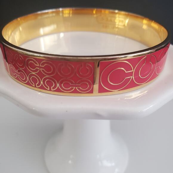 Coach Enamel Bangle Bracelet Pink Blush Signature C Gold Logo on Gold Plate - Picture 6 of 9